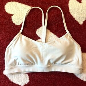 Lululemon Flow Y Nulu Sports Bra
